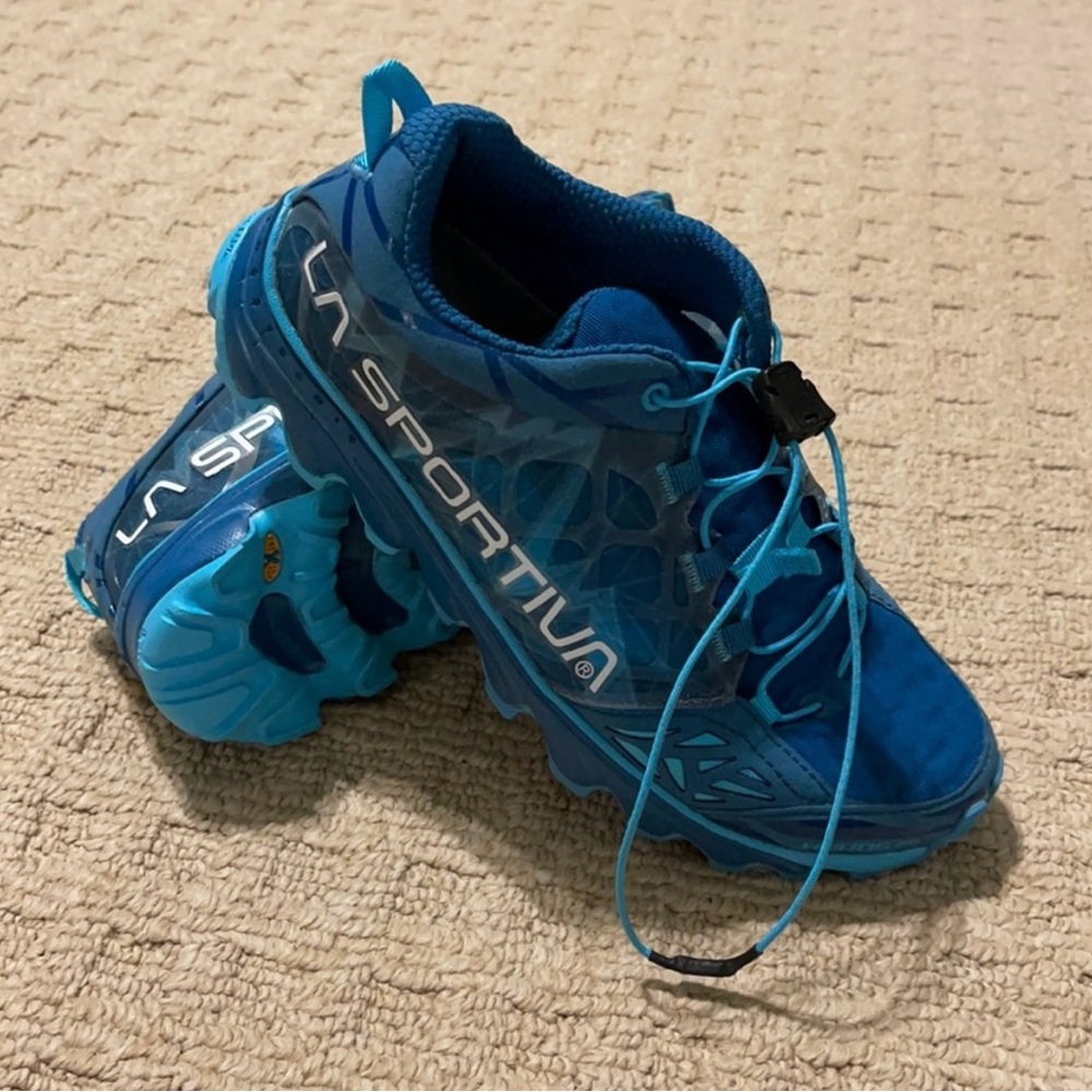 DONATED La Sportiva Blue Sneakers with Breathable Mesh Size 7